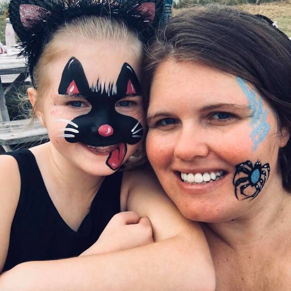 Meet your Posher, Stephanie - Picture 1 of 1